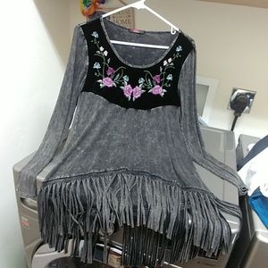 Long sleeve rose top